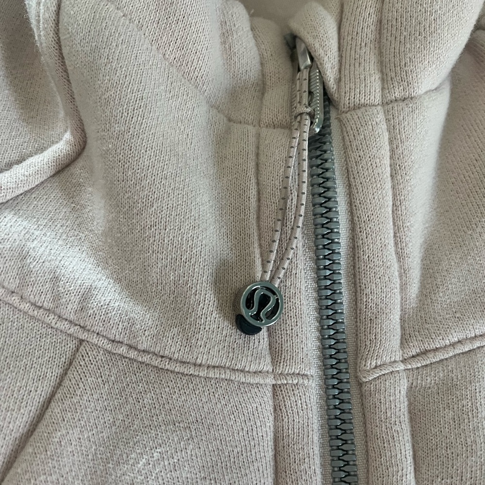 Lululemon Scuba Hoodie, full zip, size 6, feather pink
